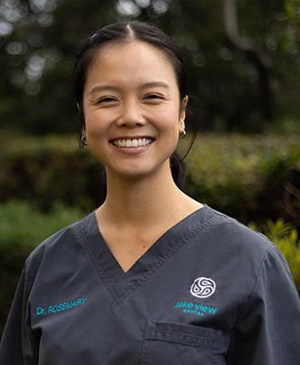 Dr Rosemary Nguyễn